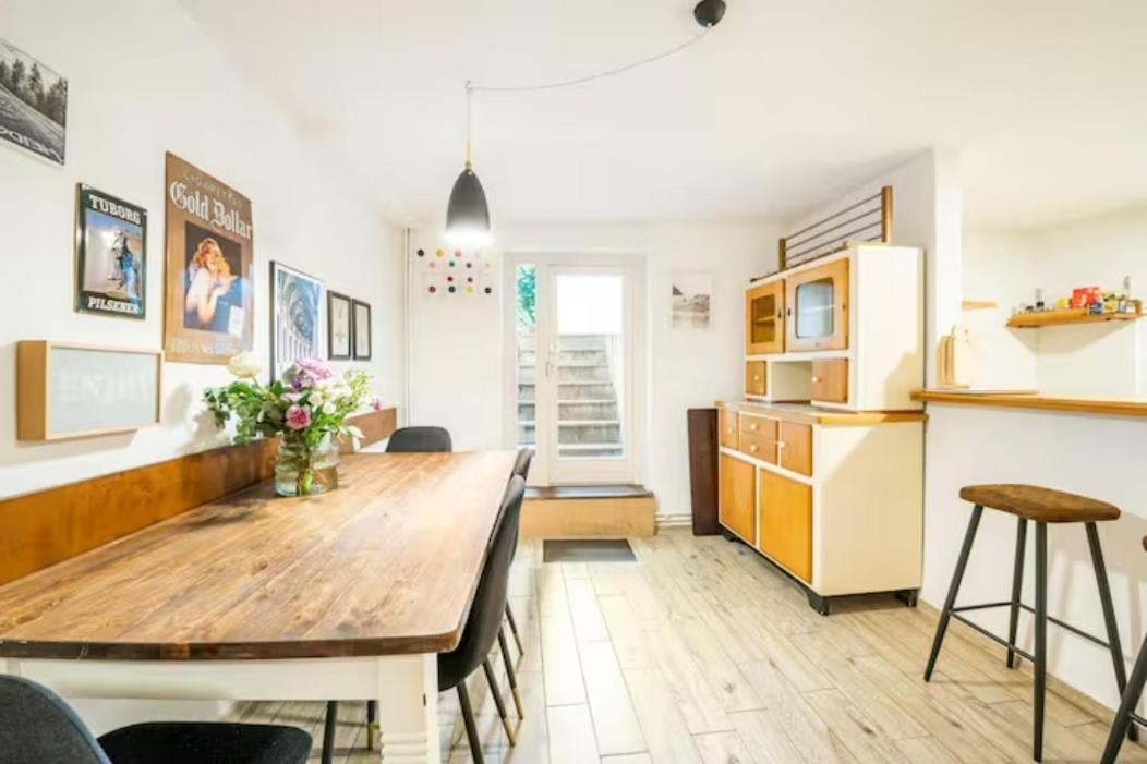 Gemuetliche 3-Zkb Wc Souterrainwohnung In Bestlage Hamburg Exterior foto
